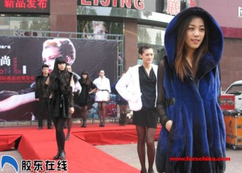 港城女性时尚风向标 2010秋冬国际新品时装发布