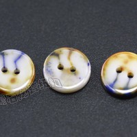 供应深圳彩色贝纹氧化锆衬衫陶瓷纽扣 不一样的色彩纽扣